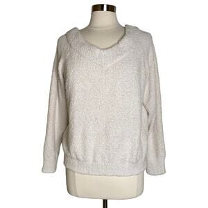 Revolve Hello Nite Fuzzy Soft V-Neck Pullover Knit Sweater‎ Women’s Medium New